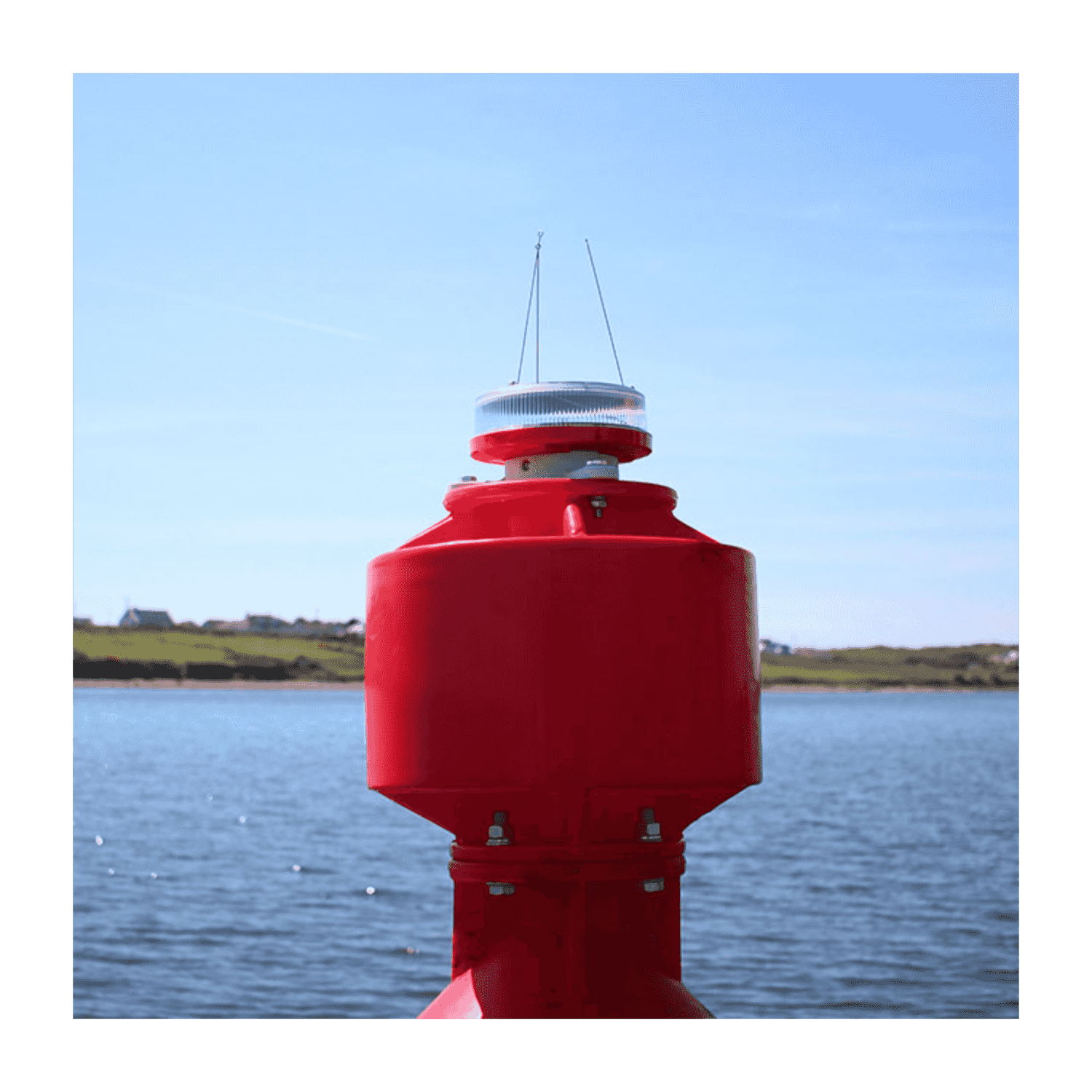 Self-contained LED Lantern for Buoys1