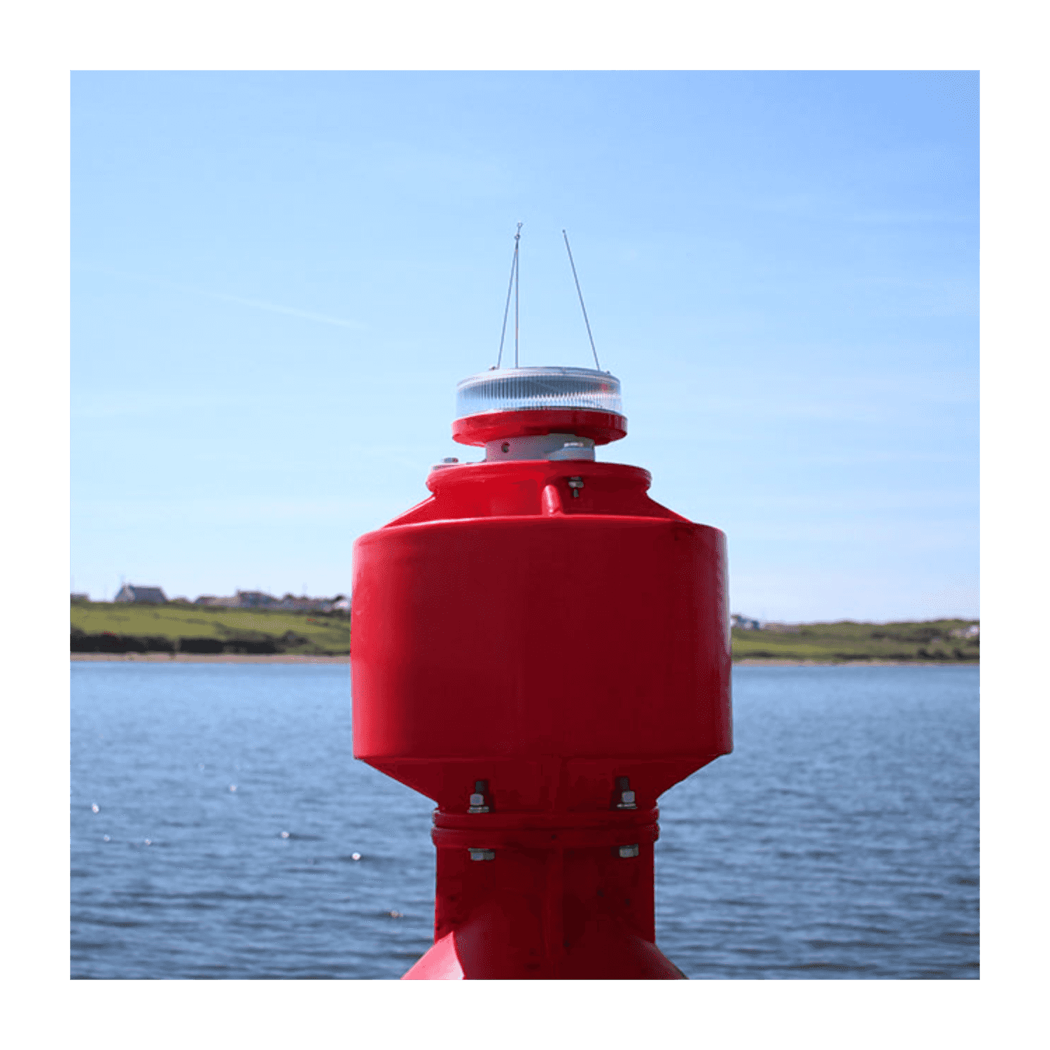 Self-contained LED Lantern for Buoys1