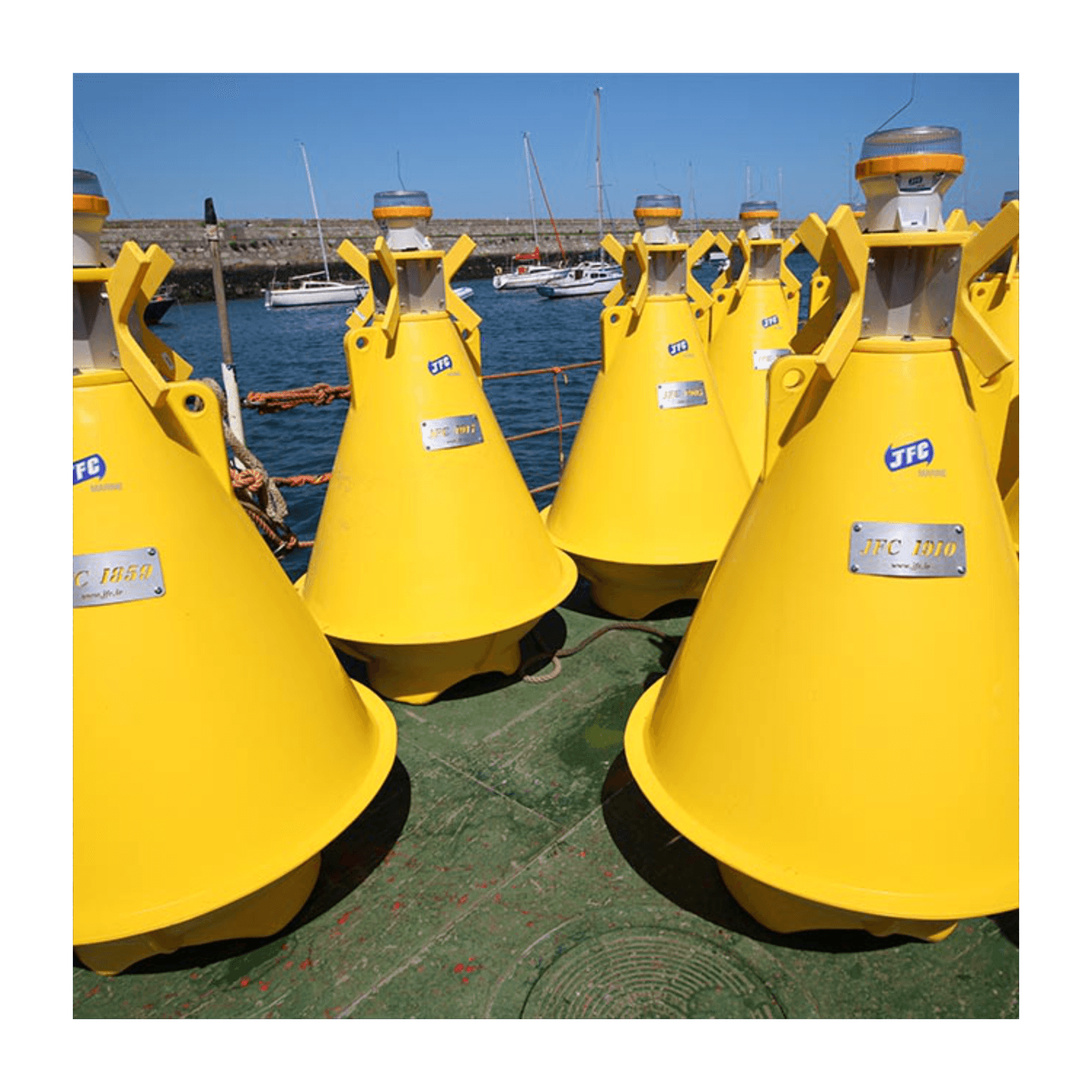 NAV03